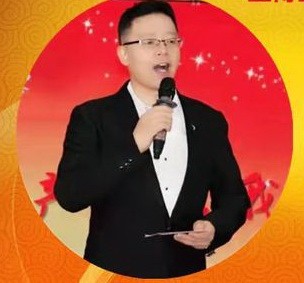 黄华.jpg