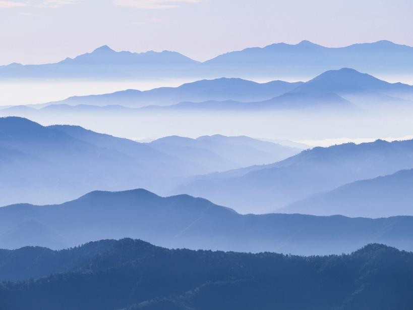 我见群山如见你